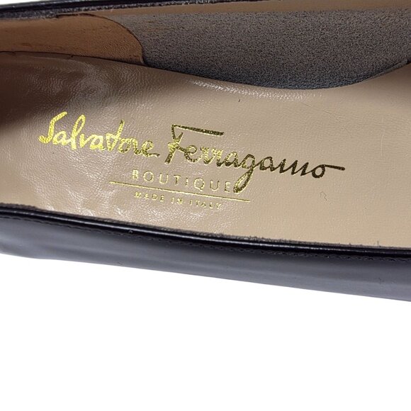 Salvatore Ferragamo Black Patent Leather Heels With Gold Buckle Size 7AA - Picture 6 of 9